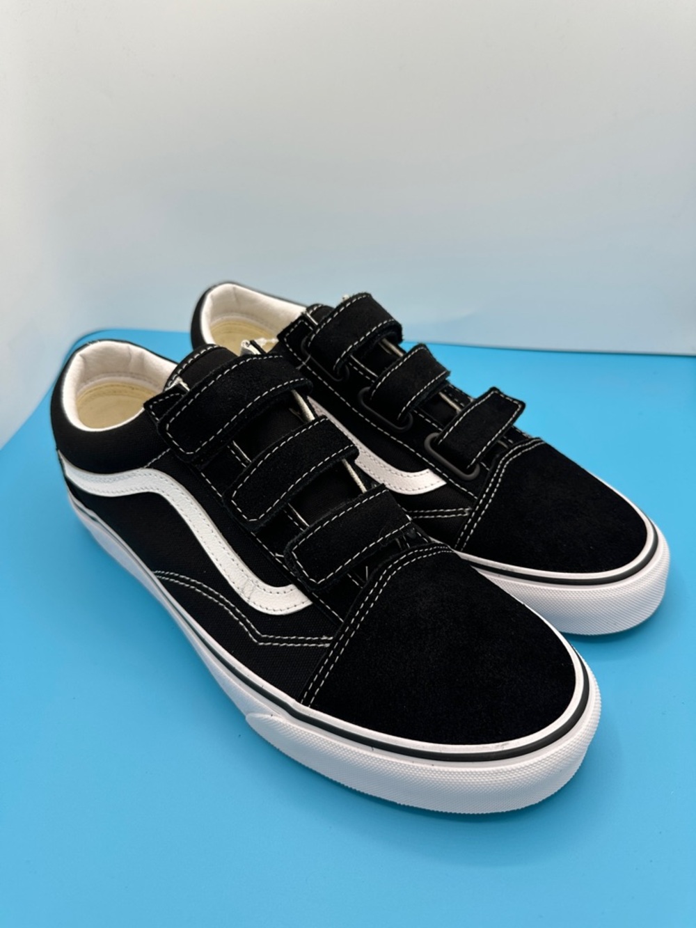 NEW! VANS- Old Skool Velcro. Women’s Size 11 /Mens 9.5 Brand New in Box!